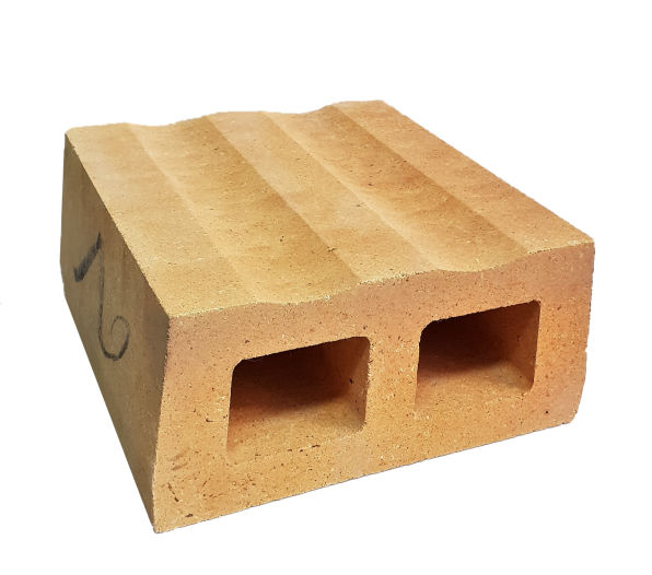 Pod pechi obzhiga keramicheskogo kirpicha